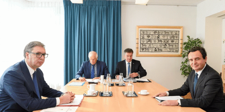 BE në kërkim të opsioneve për dialogun, pas largimit të Lajçakut