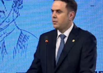 Abdixhiku: Liria erdhi nëpërmjet zërave të Bill Clinton dhe Tony Blair