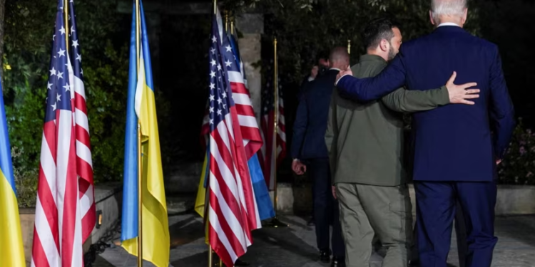 Biden dhe Zelensky nënshkruajnë marrëveshje të sigurisë