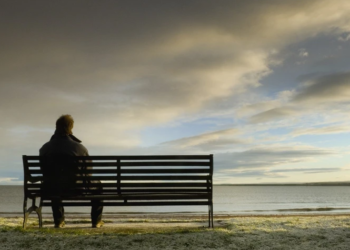 Vetmia e përkohshme mund ta dëmtojë shëndetin fizik