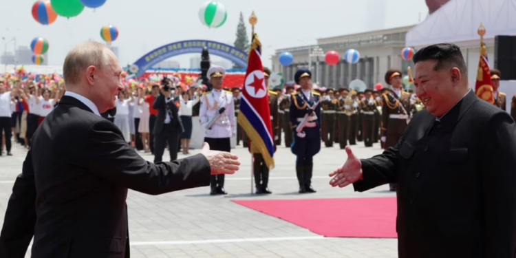 Kim ofron “mbështetje të plotë” për Rusinë në Ukrainë