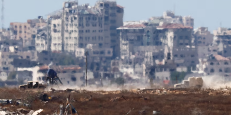 Izraeli intensifikon bombardimet në mbarë Gazën