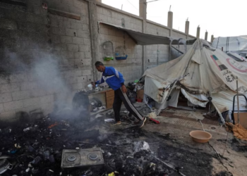 Kryqi i Kuq thotë se 22 njerëz janë vrarë si pasojë e një sulmi afër zyrës në Gazë