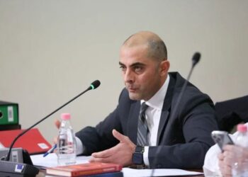 Del nga koma pas 15 ditësh avokati i Sali Berishës