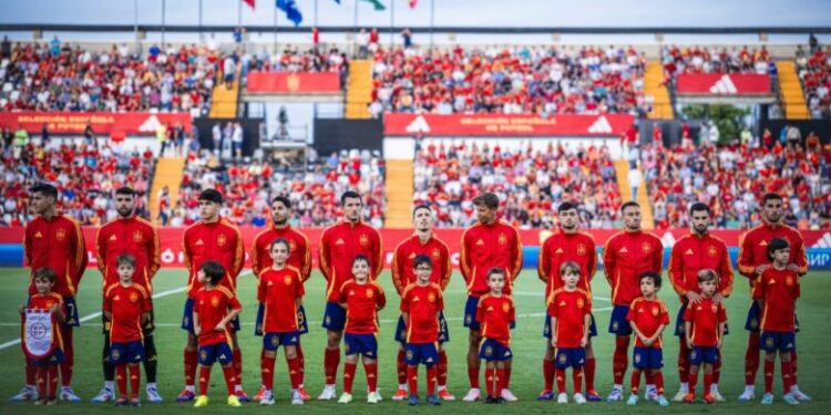 Spanja zyrtarizon listën për Euro 2024, De La Fuente lë jashtë tre yje të mëdhenj