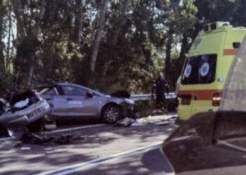 Vetura përplaset me autobusin në Greqi, vdesin 4 të rinj, mes tyre një shqiptar
