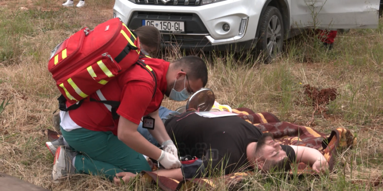 Ambulanca e zjarrfikësit në Ferizaj kërkojnë një personel më të madh mjekësor