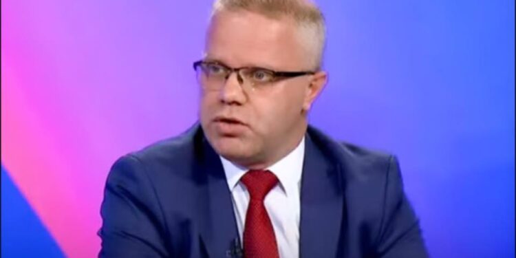 Ligj bërja, proces teknik, kreativ apo kompleks, por mbi të gjitha gjithëpërfshirës