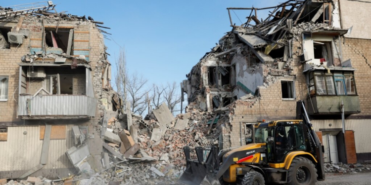 Tre të vrarë nga sulmet ruse në lindje të Ukrainës