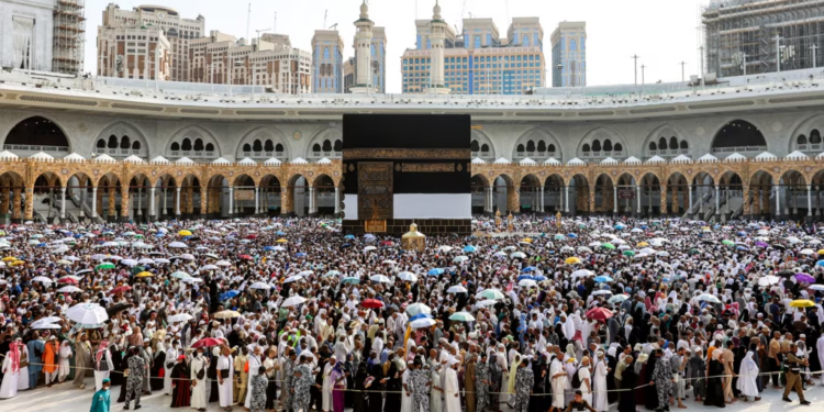 Egjipti ndjek penalisht agjentët e udhëtimeve ‘mashtruese’ për Haxh