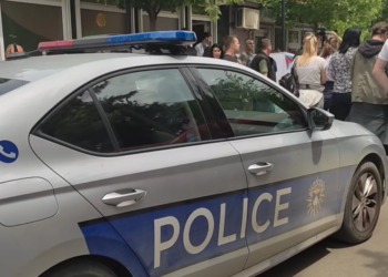 Grabiten para në një pikë të postës në kryeqytet