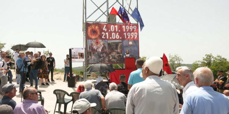 Përurohet bunkeri i radios “Kosova e Lirë”, gazetari i Tëvë1 merr mirënjohje për kontributin