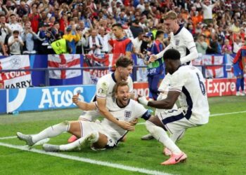 Anglia eliminon Sllovakinë pas vazhdimeve