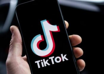 Qeveria sot pritet të marrë vendim për ndalimin e “Tik-Tok-ut” në të gjitha institucionet publike
