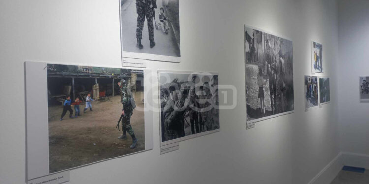 Historia e ushtarëve të KFOR-it në Kosovë përmes fotografive