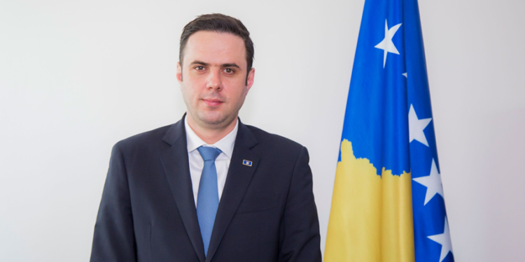 Abdixhiku: Festa dhe gëzimi qofshin përherë në familjet tuaja