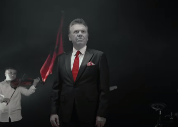 Ilir Shaqiri publikon këngën “Ali Pashë Gucia”