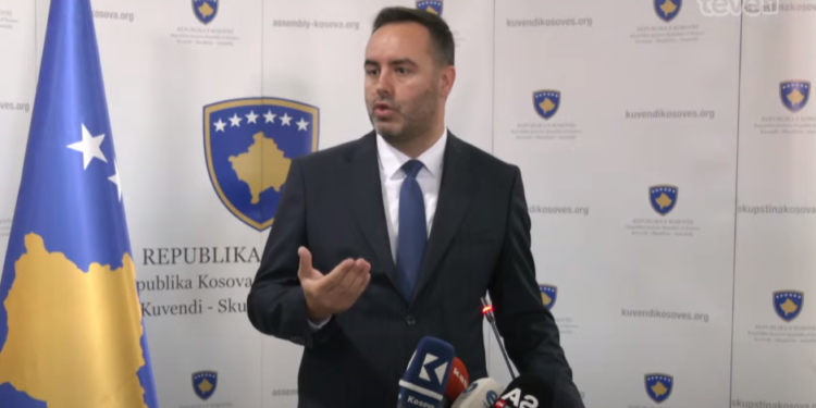 Konjufca: BE-ja tentoi t’ia marrë kompetencat Kosovës për statutin