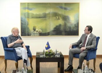 ​Kurti në takim me Walker vlerëson angazhimin e OSBE-së gjatë periudhës tetor 1998 – mars 1999