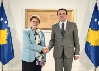 Kurti takohet me sekretaren e Përgjithshme të Forumit Ekonomik të Vjenës