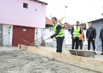 Krasniqi: Gjithandej Kosovës, po ndërtohen shtëpi për komunitetin joshumicë