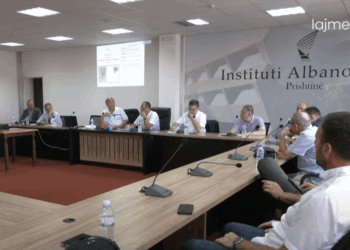 Mbahet tryezë shkencore, shënohet gjysmëshekulli i Kushtetutës së Kosovës