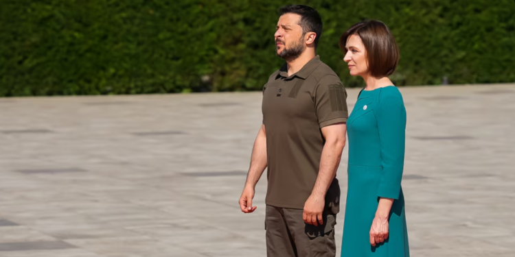 KE-ja rekomandon hapjen e bisedimeve të anëtarësimit me Ukrainën dhe Moldavinë