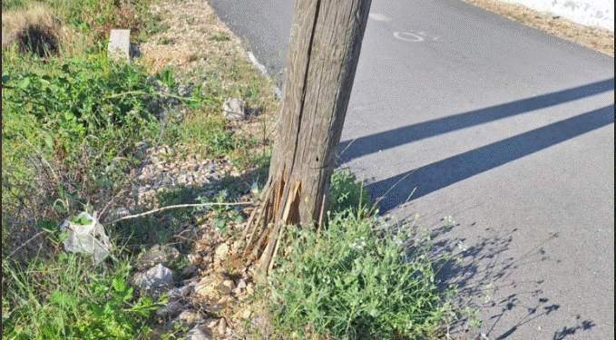 Dëmtohet shtylla elektrike në një fshat në Drenas, banorët ndihen të rrezikuar