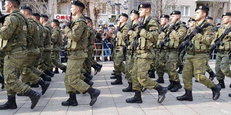 FSK dhe Policia parakalojnë sot për nder të 25-vjetorit të çlirimit të Kosovës