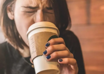 Si ta trajtoni djegien e qiellzës në kushte shtëpie