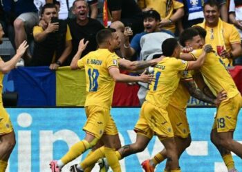 Rumania “gjunjëzon” Ukrainën