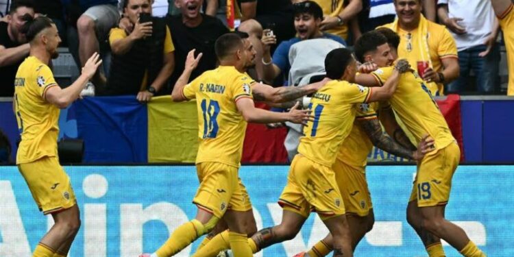 Rumania “gjunjëzon” Ukrainën