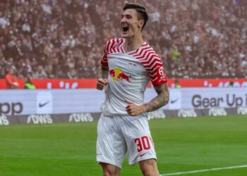 Sesko rinovon kontratën me Leipzigun