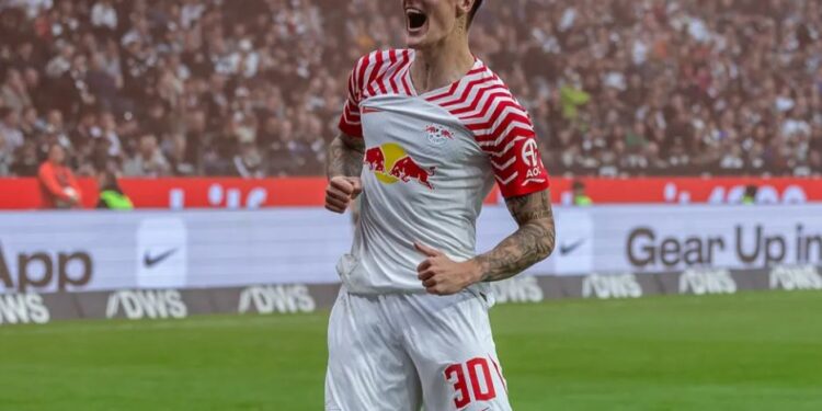 Sesko rinovon kontratën me Leipzigun