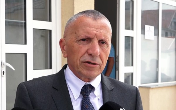 Telefonatat anonime nga serbët, Kamberi: Popullata nuk bie pre e ndikimeve