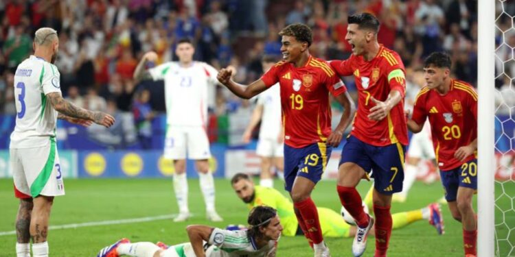 Spanja dominon, fiton me autogol ndaj Italisë