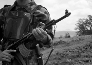 “Mendova se isha i vetmi burrë i dhunuar”, të mbijetuarit e përdhunimit gjatë luftës në Kosovë thyejnë heshtjen