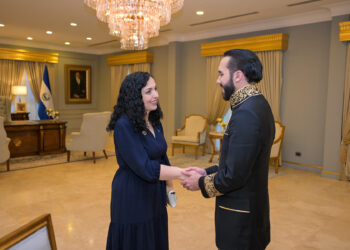 Osmani takohet me presidentin e El Salvadorit, diskutojnë për sundimin e ligjit e zgjerimin e aleancave