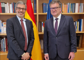 Lajçak takohet me sekretarin e Shtetit të Spanjës, diskutojnë për dialogun Kosovë – Serbi