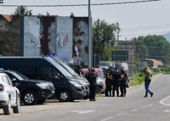 Arrestohet personi që po e transportonte autorin e vrasjes së policit serb