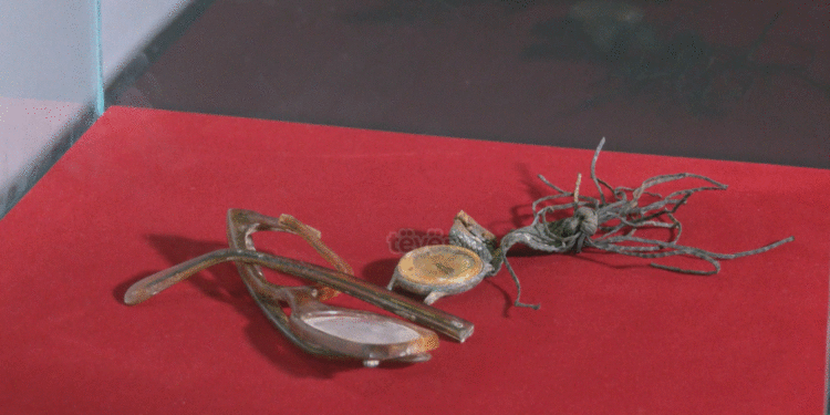 Shpalosen në Prishtinë artefaktet e mësuesit boshnjak që u vra në gjenocidin e Srebrenicës