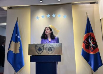 Osmani për mungesën e Kurtit në takim: Mund ta pyesni atë, supozoj se është në zyrë