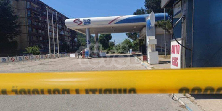 Mbyllen tri pompa të derivateve në veri