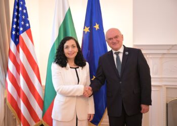 Osmani takohet me kryeministrin bullgar, flasin për aspiratat e anëtarësimit të Kosovës në NATO