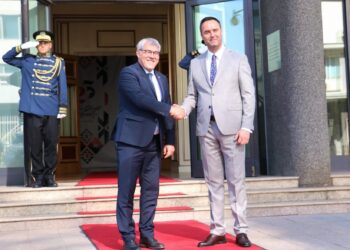 Konjufca takon presidentin e Këshillit Kombëtar të Zvicrës, diskutojnë për zhvillimet aktuale në Kosovë