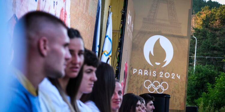 Nora e Akili të gatshëm për medalje, Donjeta bokson në mbrëmje