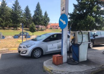 MINT thotë se pikat e derivateve të mbyllura në veri operonin pa leje