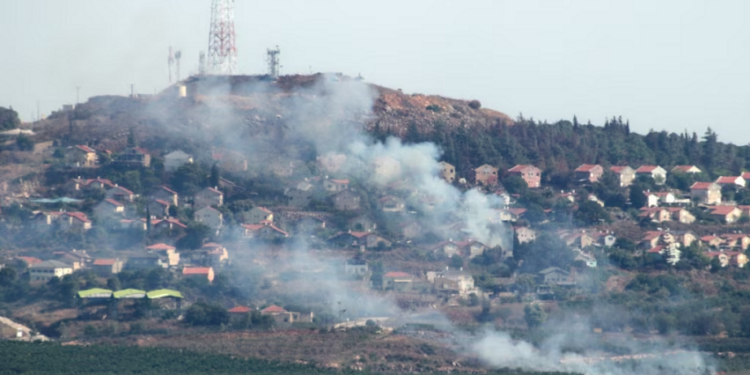 Hezbollahu i hedh mbi 200 raketa në Izrael, pasi iu vra një komandant i lartë