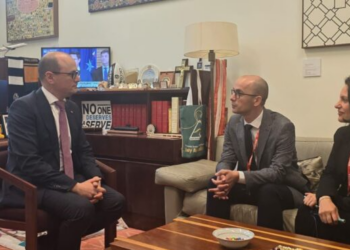 Ahmeti zhvillon takime me senatorë dhe deputetë australianë