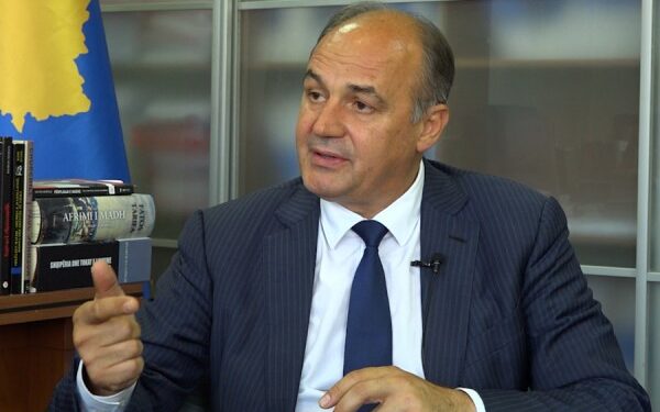 Hoxhaj: Diskursi i Kurtit për luftë për qëllime elektorale, Asociacioni si kundërvlerë e anëtarësimit në NATO